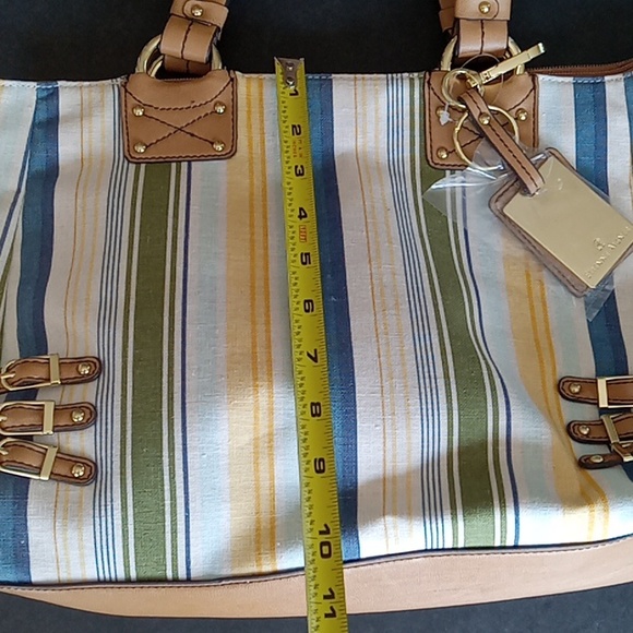 Aigner Tote Bag - Picture 3 of 13